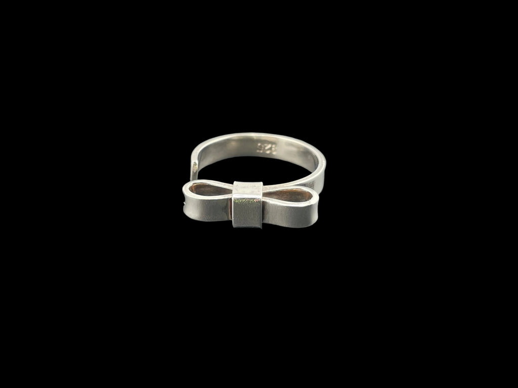 Sterling Silver ring - bow