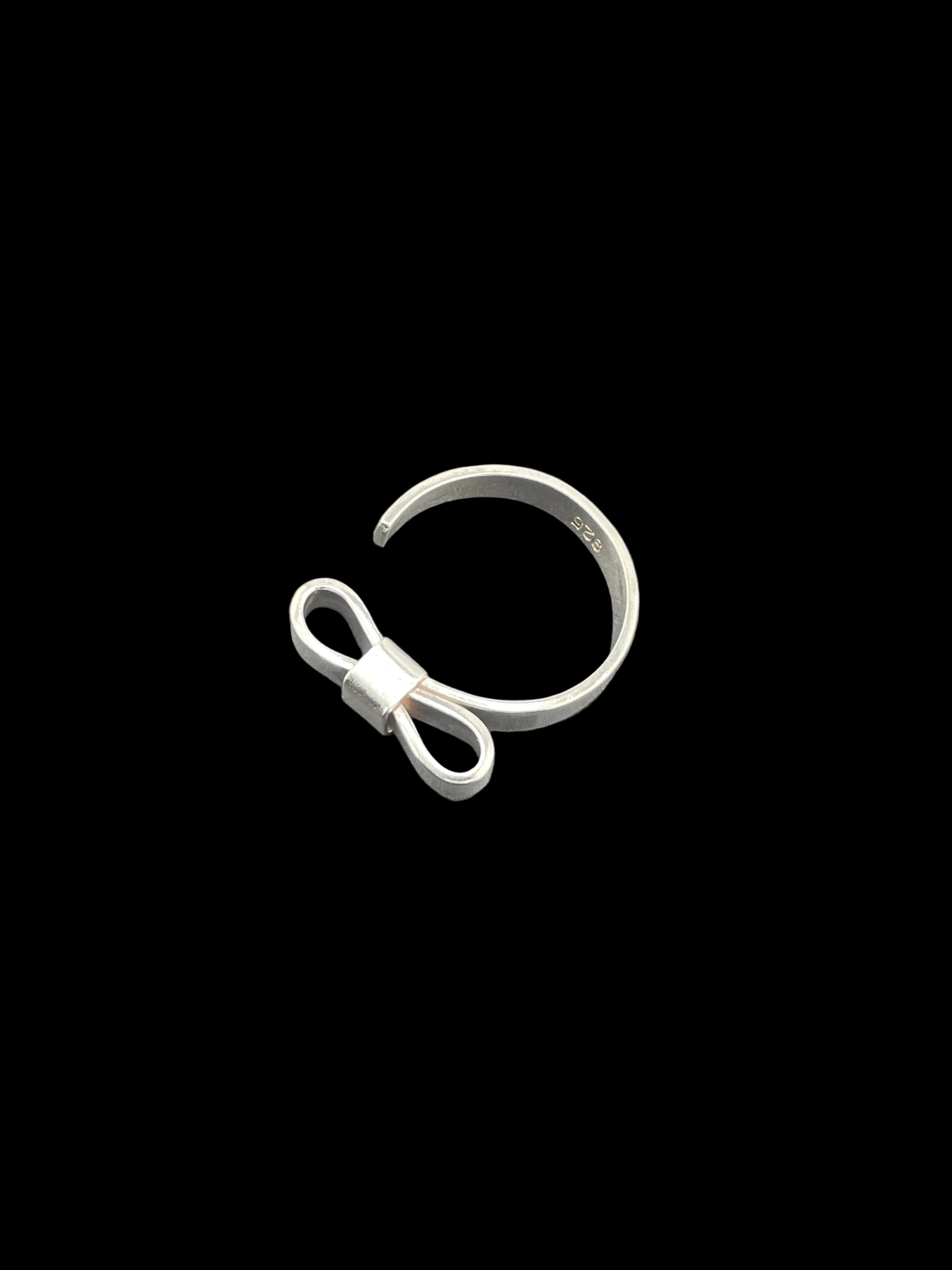 Sterling Silver ring - bow
